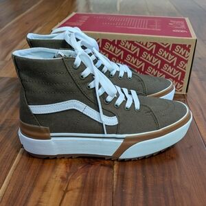 Vans SK8-Hi Tapered Stack Canvas Dark Olive Sneaker Mens 7 1/2  Womens 9 Nwt ❤️